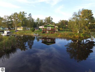 17833 Point Dr, Barryton, MI 49305