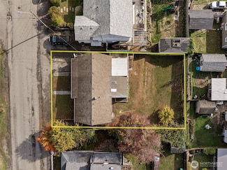 2013 E 16th St, Bremerton, WA 98310