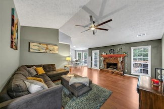 250 Daileys Plantation Dr, McDonough, GA 30253