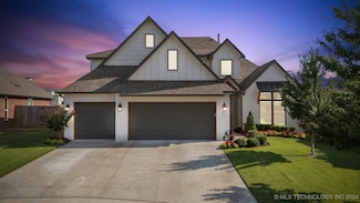 2218 W 117th Place S, Jenks, OK 74037