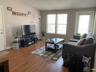 5 Thoreau Ct Unit 21, Natick, MA 01760