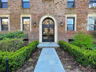 64 Sagamore Rd Unit K5, Bronxville, NY 10708