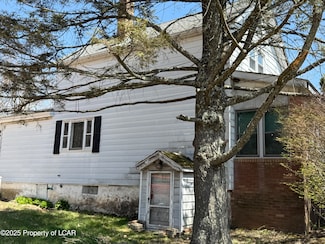 927 Winters Ave, Hazle Township, PA 18202