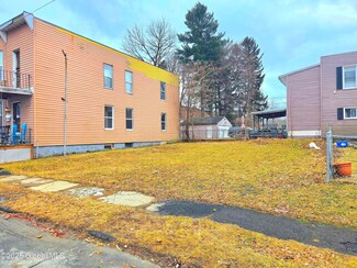 4 122nd St, Troy, NY 12182