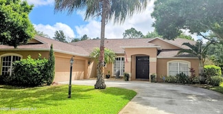 3033 Forest Creek Dr, Melbourne, FL 32901