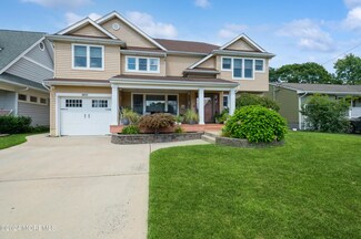2415 Hemlock Ln, Point Pleasant Boro, NJ 08742