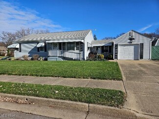 203 Ripley Ave, Akron, OH 44312