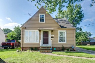 2805 Liggett Dr, Cleveland, OH 44134