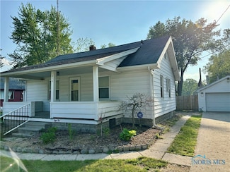 810 Culley Rd, Holland, OH 43528