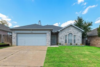 4749 Birchbend Ln, Fort Worth, TX 76137