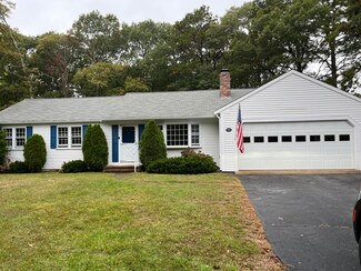 53 Prince Hinckley Rd, Centerville, MA 02632