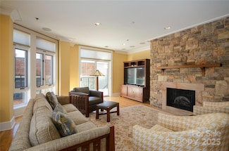21 Battery Park Ave Unit 406, Asheville, NC 28801