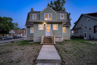2551 Meredith Ave, Omaha, NE 68111