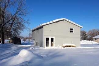 271 1st St, Roscoe, MN 56371