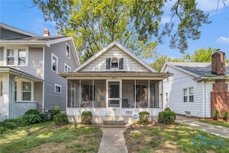 3867 Almeda Dr, Toledo, OH 43612