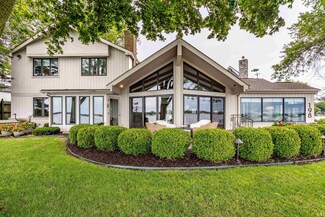 11235 N Cedar Point Low Rd, Syracuse, IN 46567