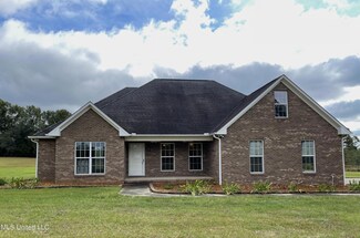 2129 Crenshaw Rd, Lucedale, MS 39452