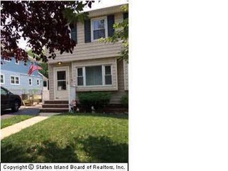 569 Hanover Ave, Staten Island, NY 10304