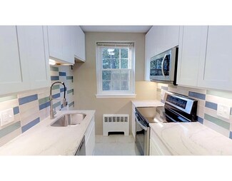 29 Englewood Ave Unit 3, Brookline, MA 02445