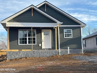 222 Badgett St, Alcoa, TN 37701