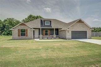 103 Trimble Dr, Shawnee, OK 74804
