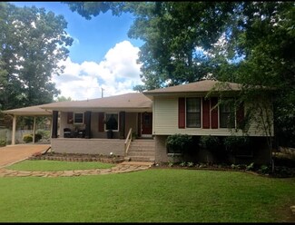 205 Shirley Dr, Florence, AL 35633