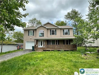 7190 Rimrock Dr, Tobyhanna, PA 18466