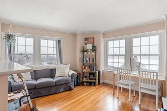 534 Beacon St Unit 705, Boston, MA 02215