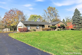 26140 N Ann Ct, Wauconda, IL 60084