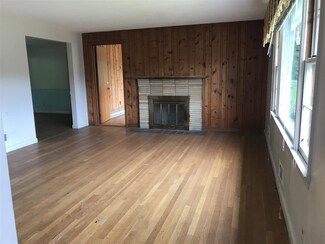 124 Winter St, Northfield, VT 05663