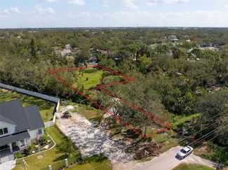 12295 95th St N, Largo, FL 33773
