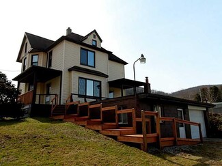 122 Maple St, Bolivar, PA 15923