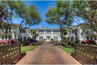 5001 Hammock Lake Dr, Coral Gables, FL 33156