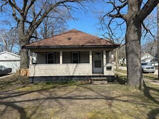 32 Crescent Ave, Muskegon, MI 49444