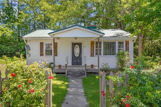 223 Tompkins St, Greenwood, SC 29646