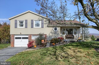 30 Sharon Rd, Enola, PA 17025