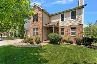 2558 Calaveras Dr, Valparaiso, IN 46385