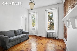 397 Clermont Ave Unit 3-R, Brooklyn, NY 11238