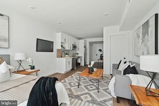 5904 Germantown Ave Unit 404, Philadelphia, PA 19144