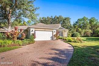 129 Bauer Cir, Daytona Beach, FL 32124