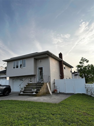 457 Clocks Blvd, Massapequa, NY 11758