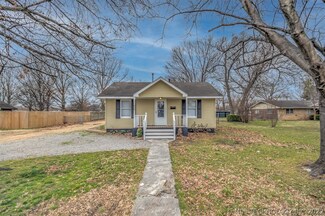 609 N Cherokee Ave, Dewey, OK 74029