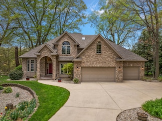 2223 Wooded Way, Stevensville, MI 49127