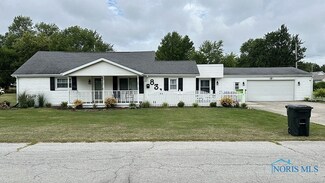 831 Lynn St, Fostoria, OH 44830