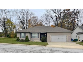 25691 Rolling Hills Dr, South Bend, IN 46628