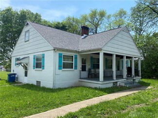 3000 W Hillcrest Ave, Dayton, OH 45406