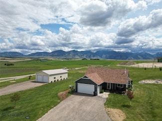 418 May Ln, Belgrade, MT 59714