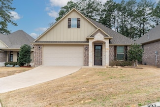 631 Cambridge Bend Cir, Tyler, TX 75703
