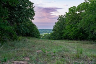 60 E West 122 Rd, Wetumka, OK 74883