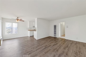 16205 Cornuta Ave Unit 7, Bellflower, CA 90706